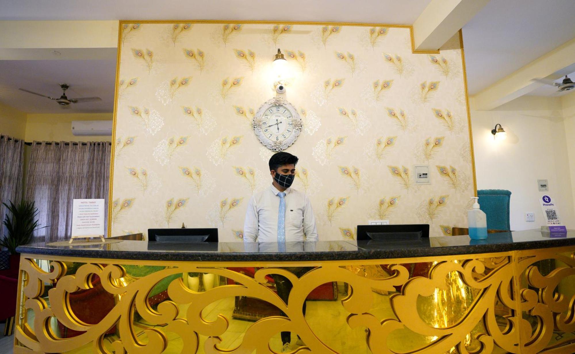Hotel Neeraj Bhawan- Triveni Ghat Rishīkesh Zewnętrze zdjęcie