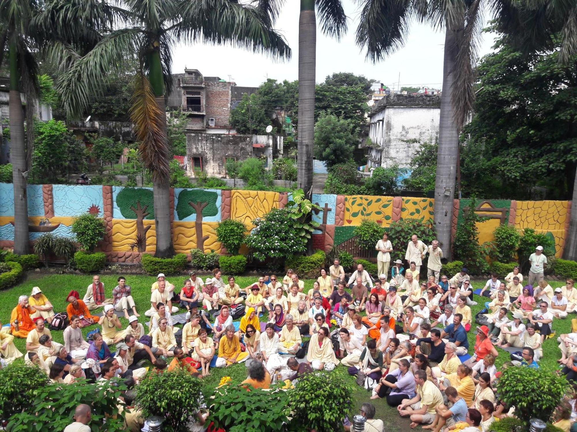 Hotel Neeraj Bhawan- Triveni Ghat Rishīkesh Zewnętrze zdjęcie