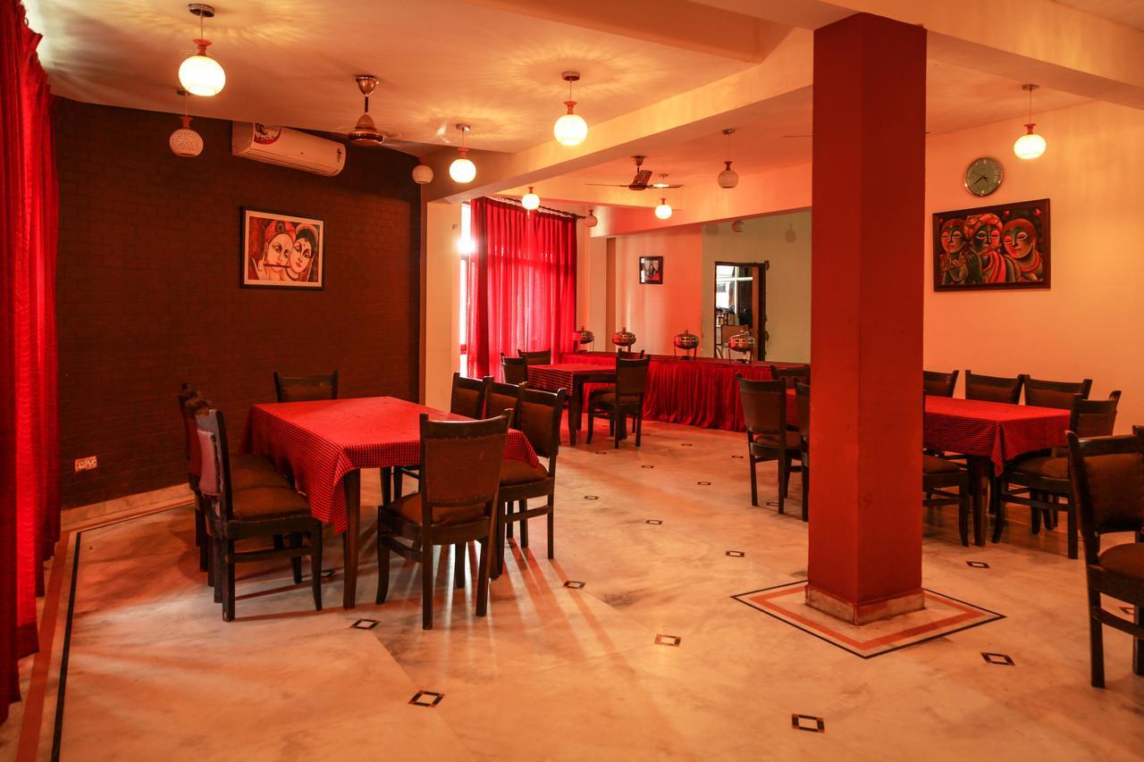 Hotel Neeraj Bhawan- Triveni Ghat Rishīkesh Zewnętrze zdjęcie